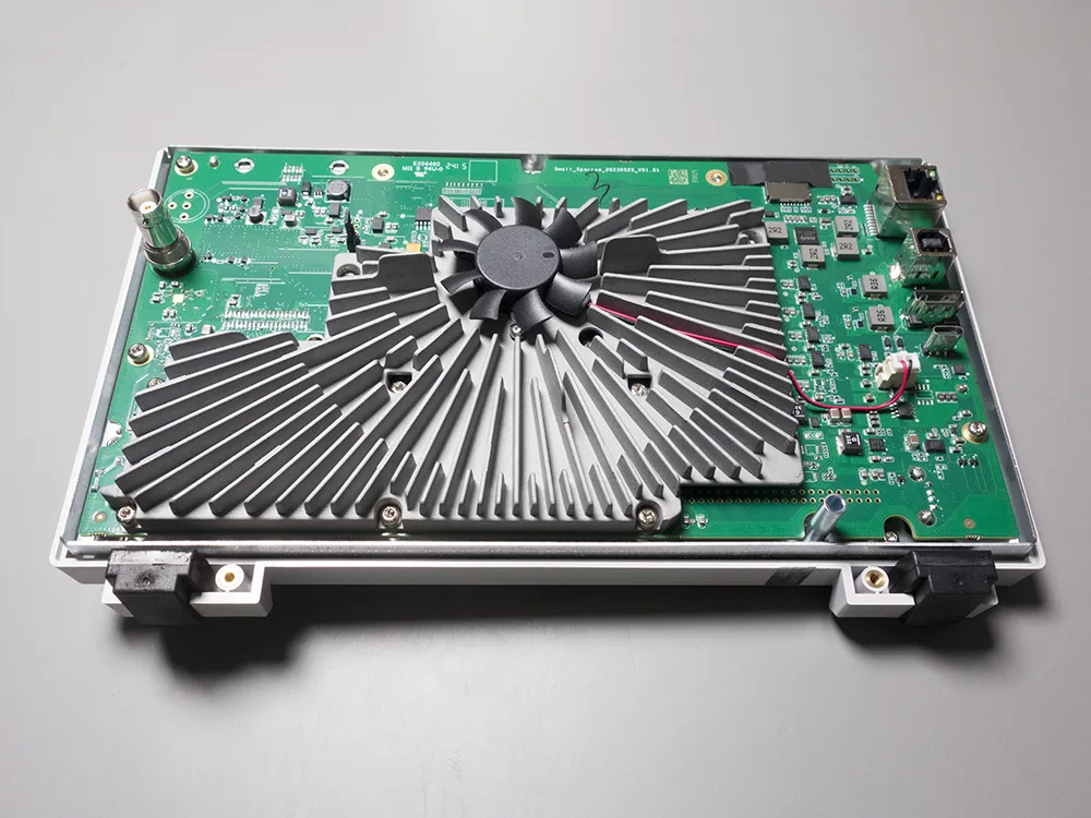 Heatsink and internal fan in scope