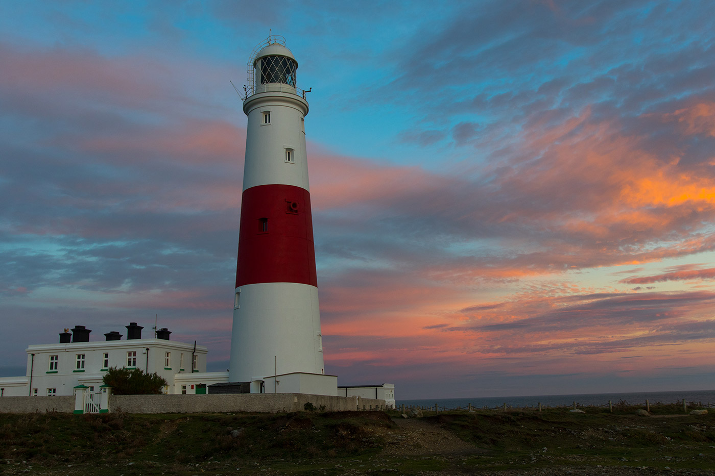 portland lighthouse sun setting