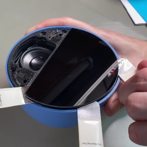 Amazon Echo Spot Teardown - Smart speaker with LCD Photo