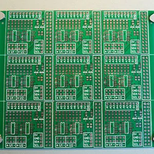 Magnetic PCB holders Photo